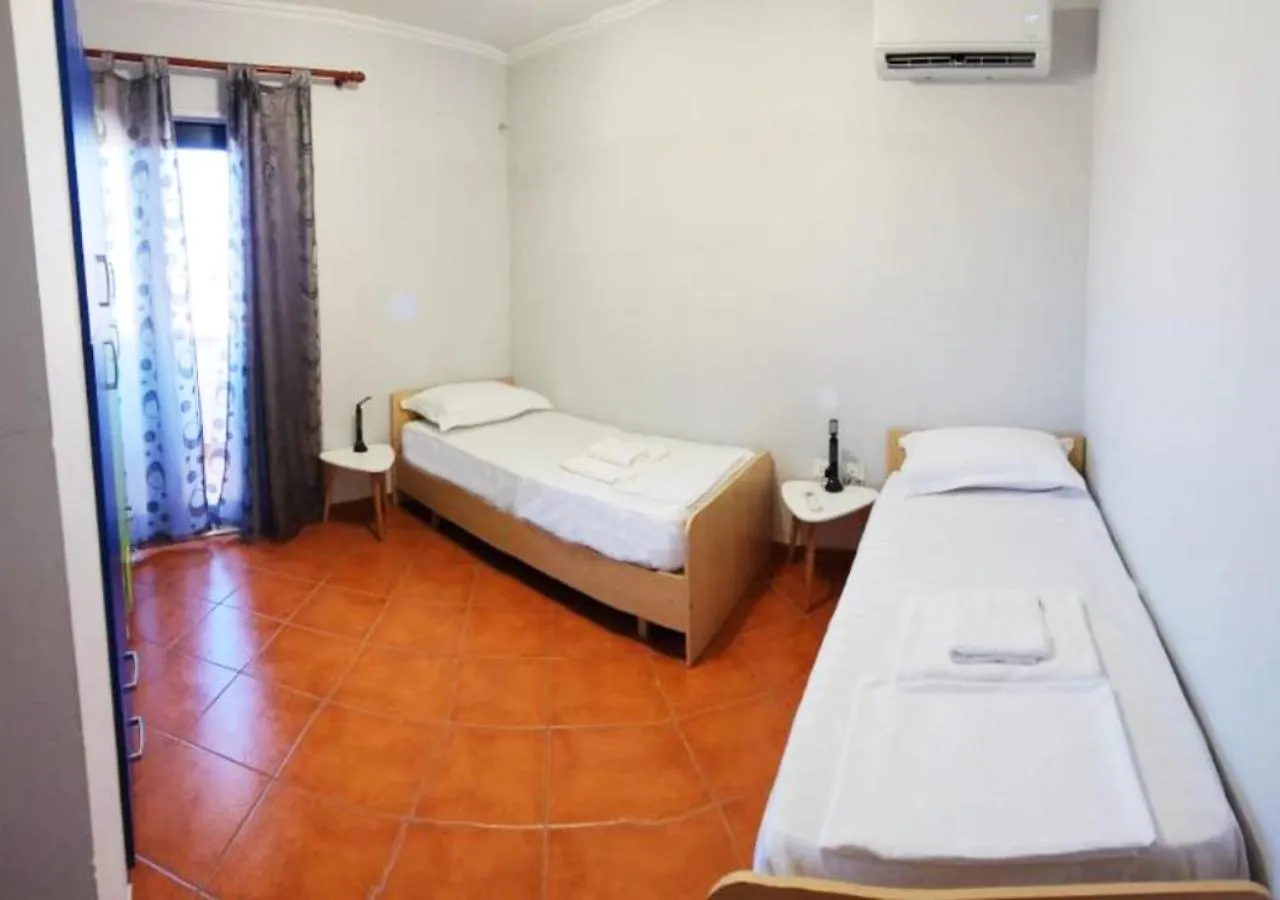 City Center Apartment Galeria Tirana